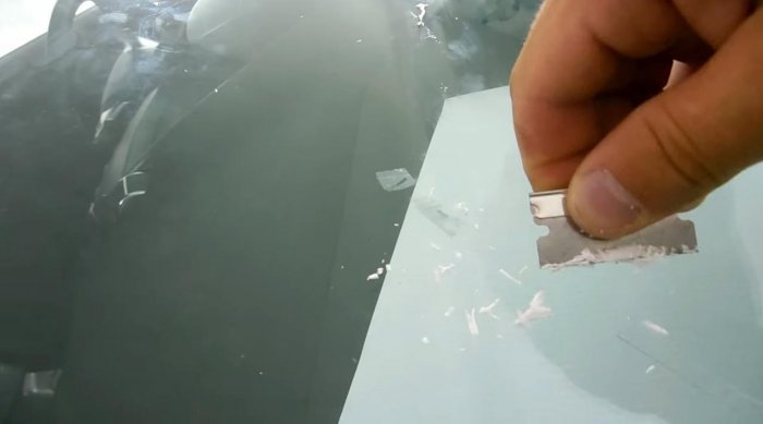 Как заделать трещину на лобовом стекле автомобиля
