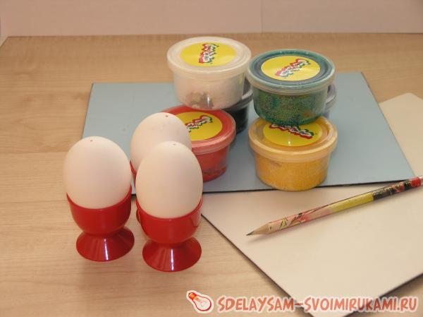 Пасхальные яйца из… пластилина