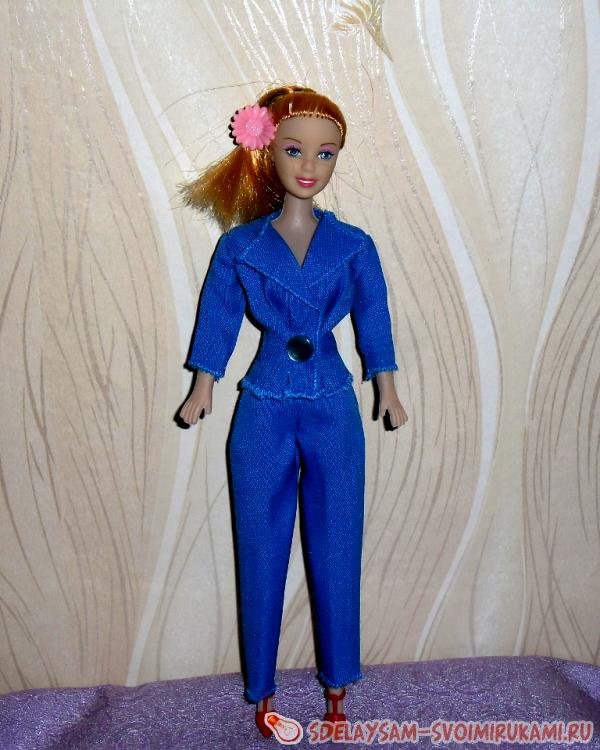 брючный костюм для куклы Барби