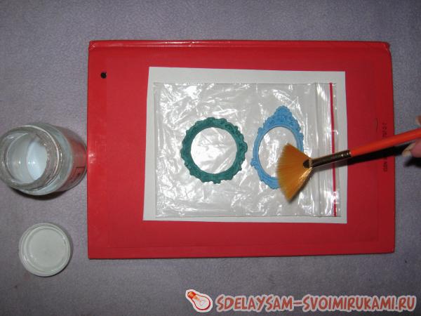 покрываем лаком