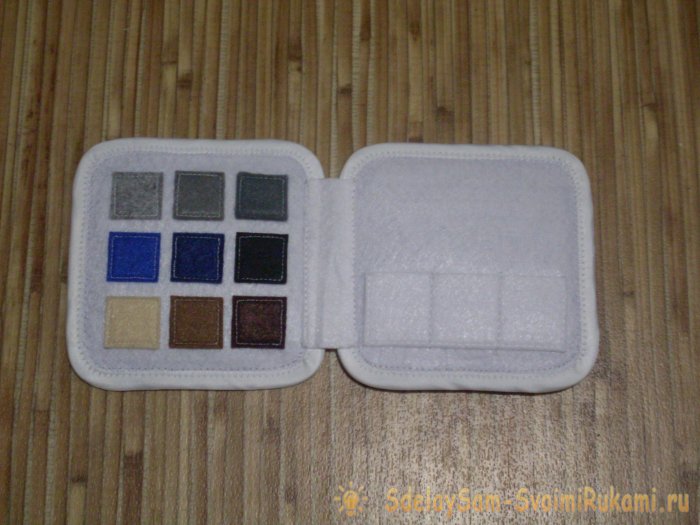 Шьём игрушечную палетку для теней из фетра