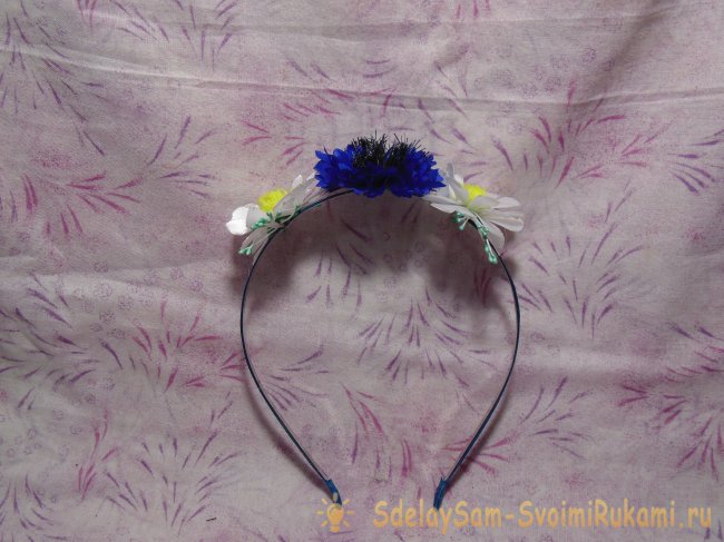Ободка с полевыми цветами
