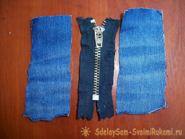 Одежда для куклы из старых джинсов