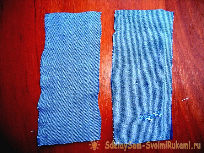 Одежда для куклы из старых джинсов