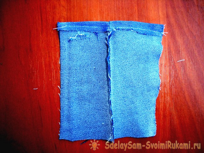 Одежда для куклы из старых джинсов