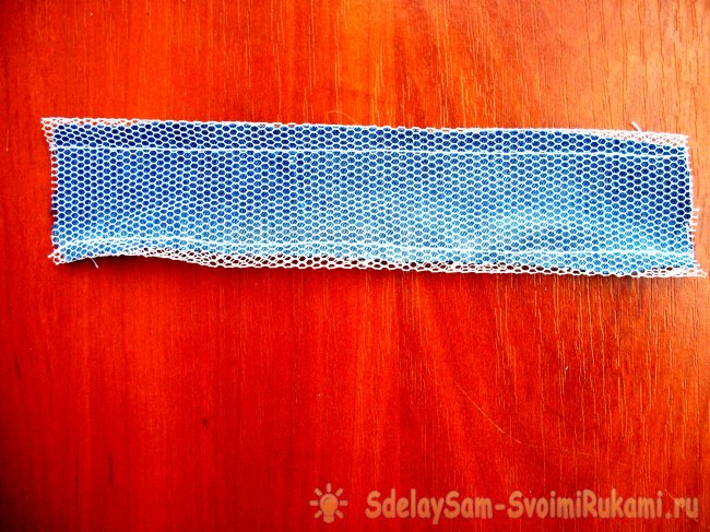 Одежда для куклы из старых джинсов