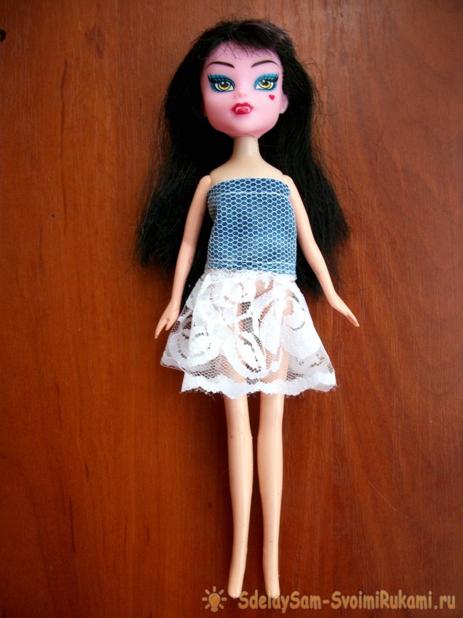 Одежда для куклы из старых джинсов