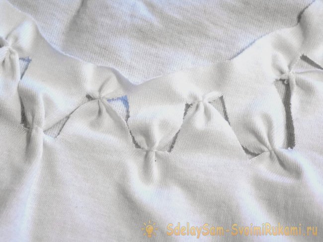 Декорируем белую майку своими руками