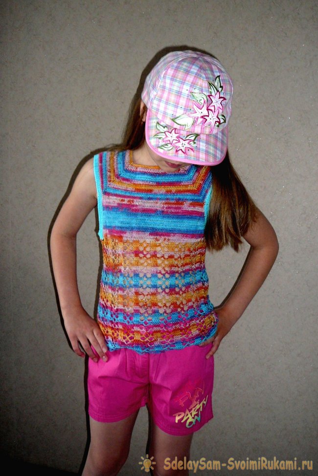 Топ для девочки крючком