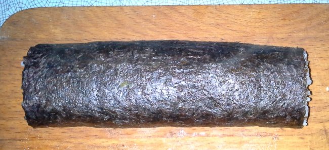 Запеченные роллы с наггетсами и чесночным соусом