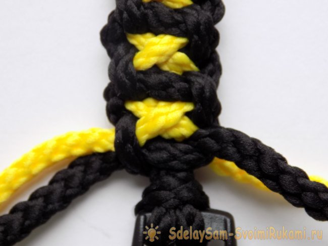 Как сплести браслет Икс из шнуров