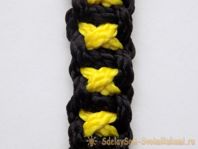 Как сплести браслет Икс из шнуров