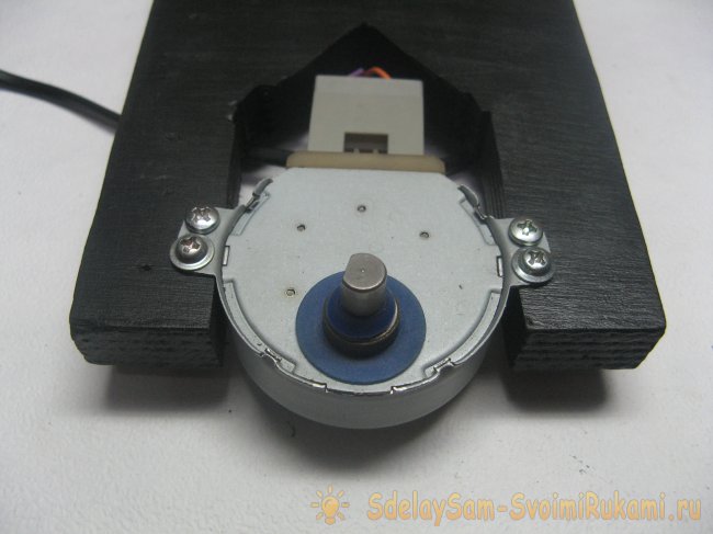 Поворотный стол