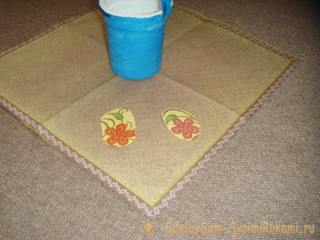 Ведерко с плодами