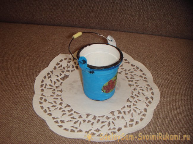 Ведерко с плодами