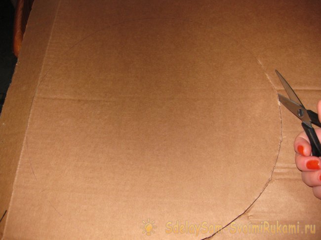 Подарочный торт из памперсов