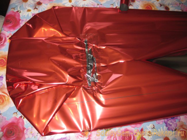 Подарочный торт из памперсов