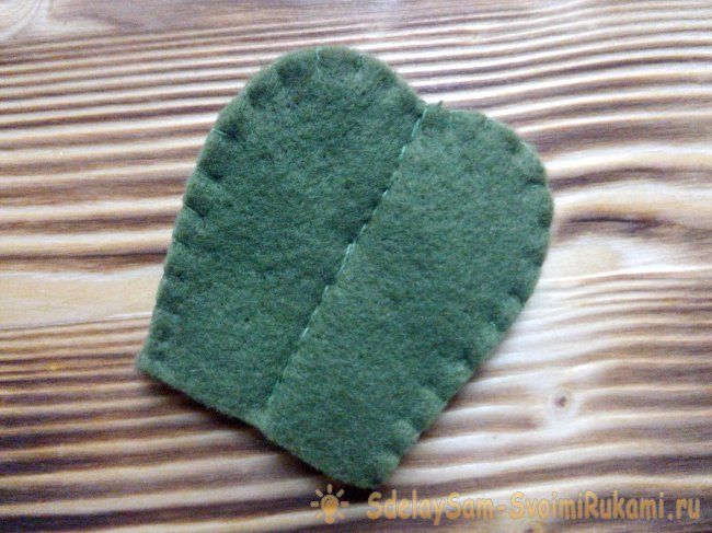 Кактус из фетра в горшочке