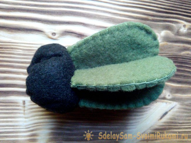 Кактус из фетра в горшочке