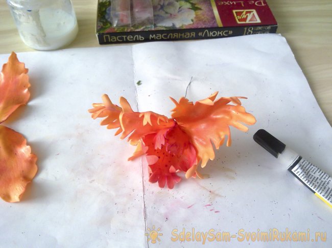 Орхидея — новогоднее украшение для волос