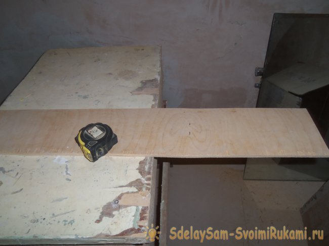 Как сделать оригинальную полку в санузле