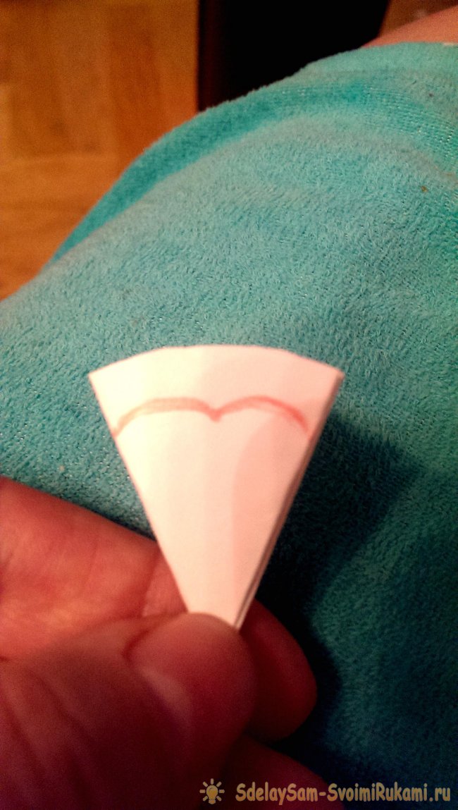 Объемный бумажный цветок