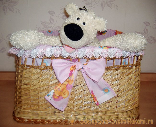 Корзина для игрушек из лозы