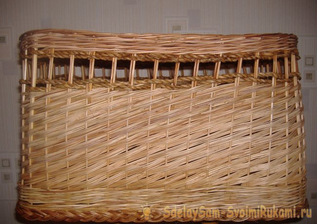 Корзина для игрушек из лозы