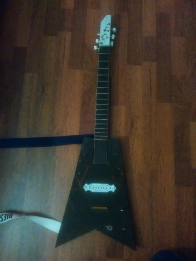 Как сделать электрогитару