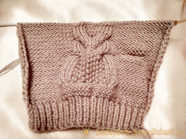 Как связать митенки с узором сова