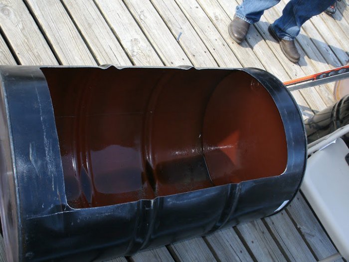 Как сделать коптильню из бочек