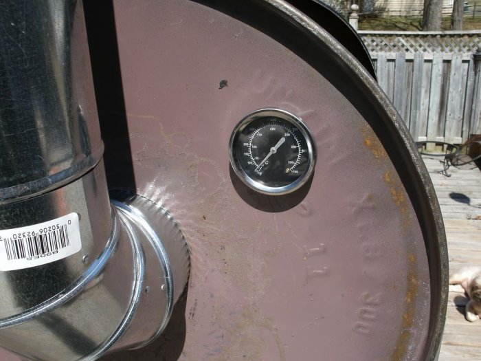 Как сделать коптильню из бочек