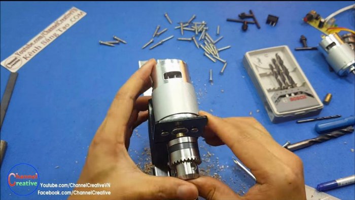 Миниатюрный станок для сверления