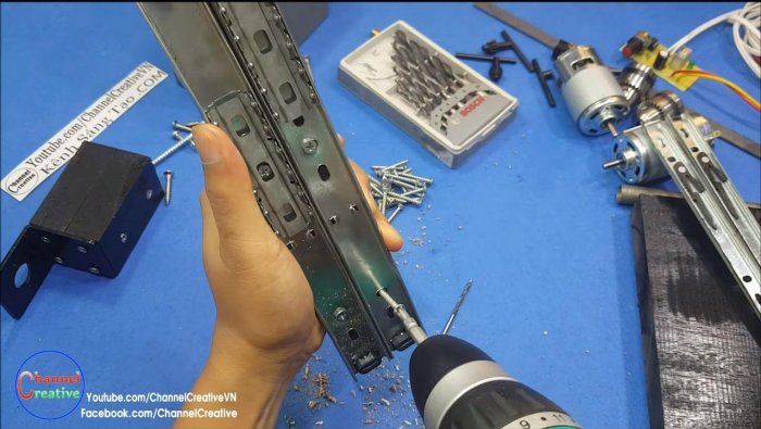 Миниатюрный станок для сверления