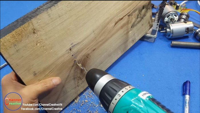 Миниатюрный станок для сверления