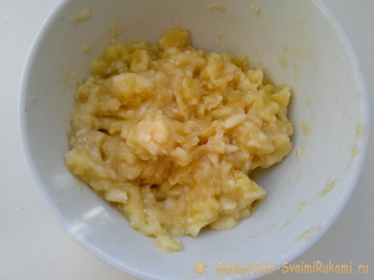 Обалденные и простые банановые оладьи без муки и молока