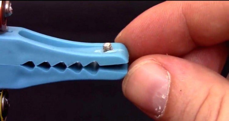 Простая сигнализация на дверь