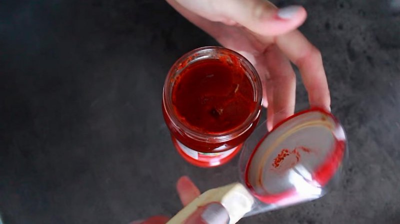 Приспособление для откручивания крышек на банках