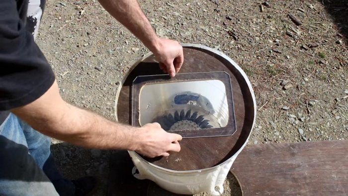 Электрогенератор  гидротурбина из старой стиральной машины