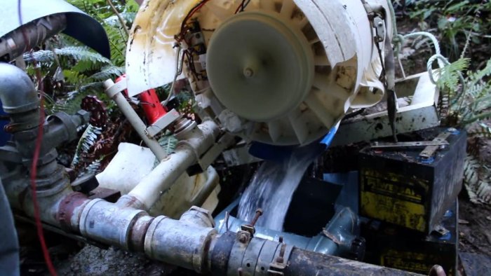 Электрогенератор  гидротурбина из старой стиральной машины