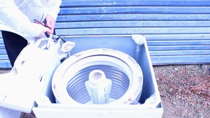 Электрогенератор  гидротурбина из старой стиральной машины