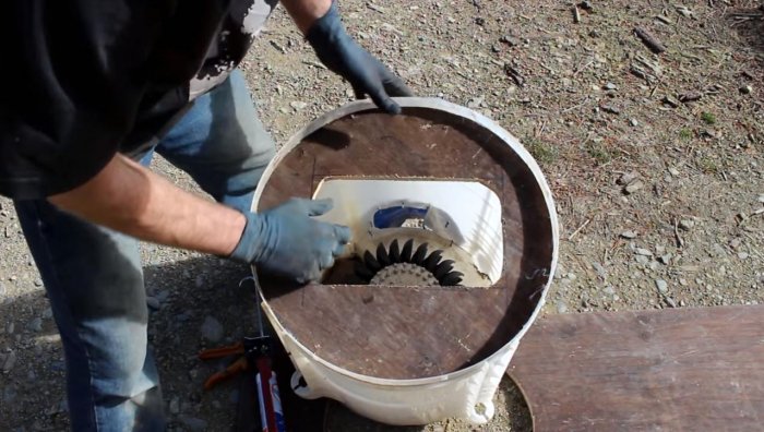 Электрогенератор  гидротурбина из старой стиральной машины