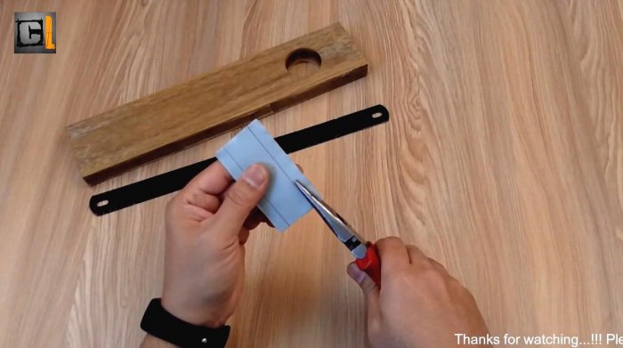 Как сделать простенькую ножовку с двигателем 12 В