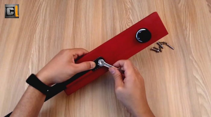 Как сделать простенькую ножовку с двигателем 12 В