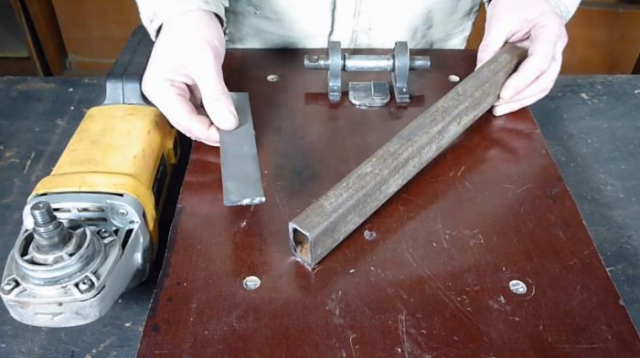 Стойка для болгарки или маятниковая пила из УШМ