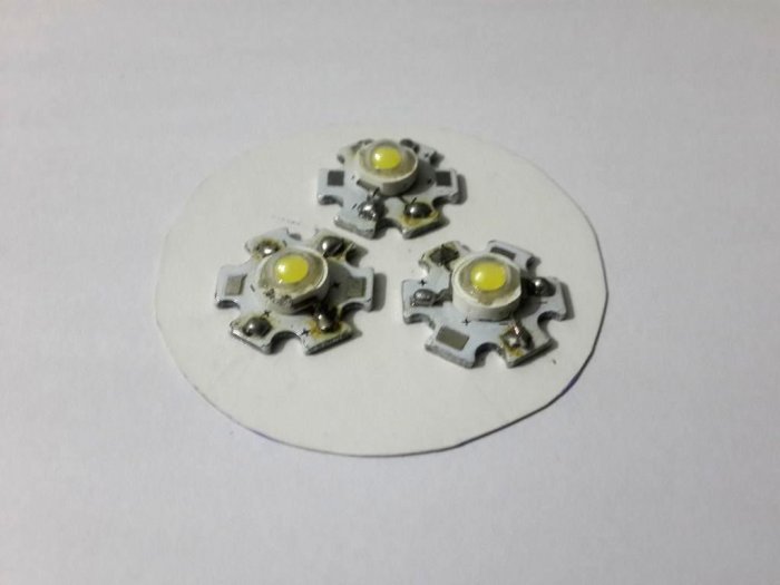 Самодельная LED лампа на 3 Вт