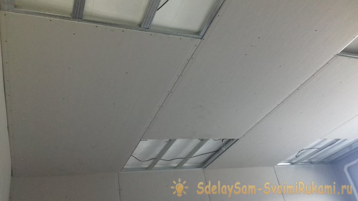 Потолок из гипсокартона