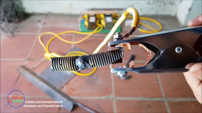 Сварочный аппарат из четырех микроволновок