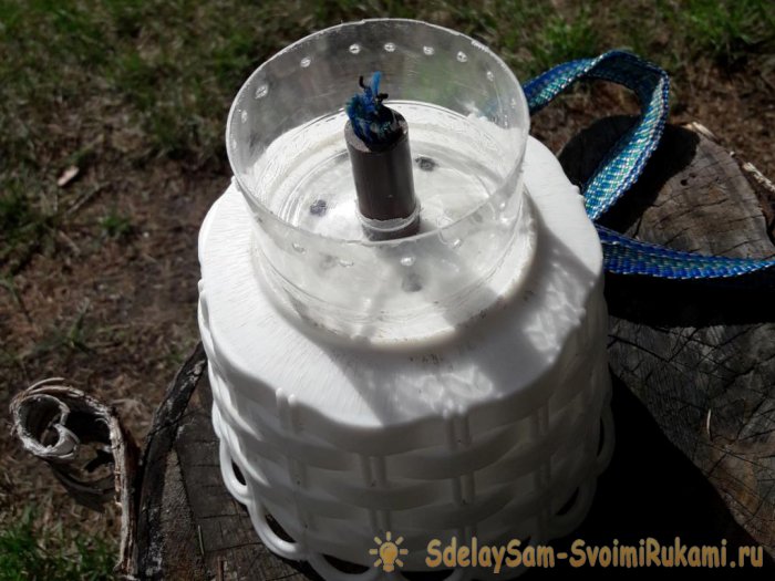 Цветочный горшок с автополивом