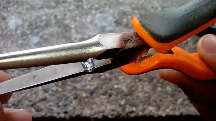 Добавляем стриппер в плоскогубцы